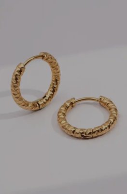 Earring that suit outfit for daily use